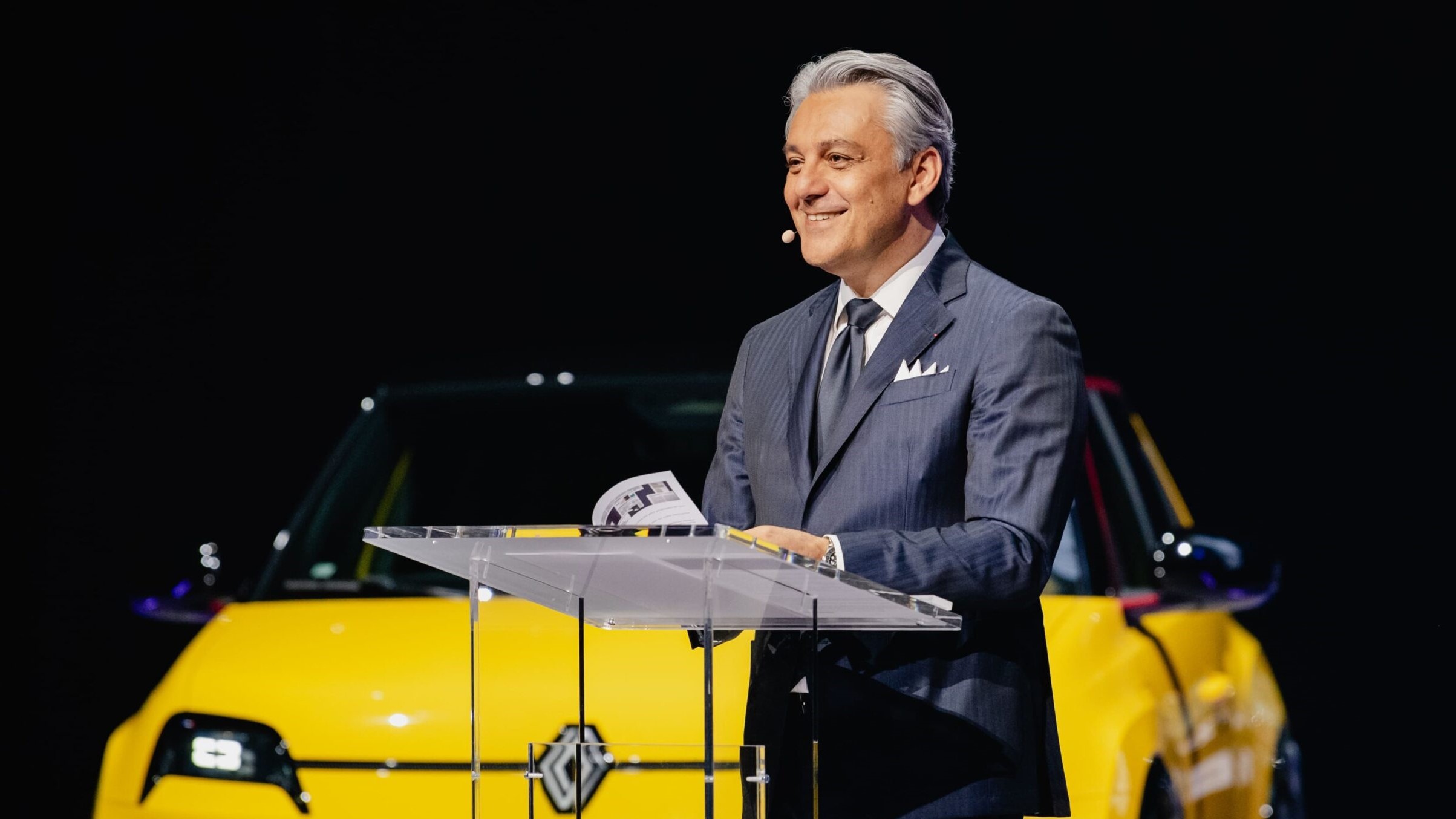 Szef Grupy Renault rezygnuje. Postawił na świat torebek i ciuszków
