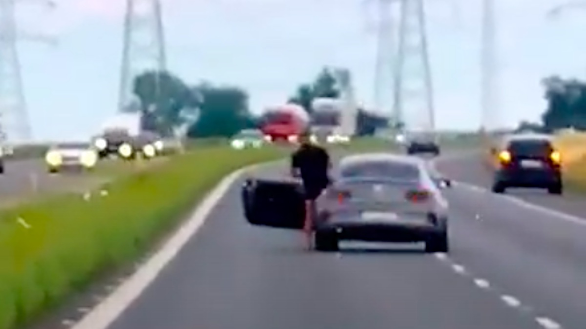 Uważajcie w okolicach Wrocławia. Możecie trafić na szaleńca w Mercedesie