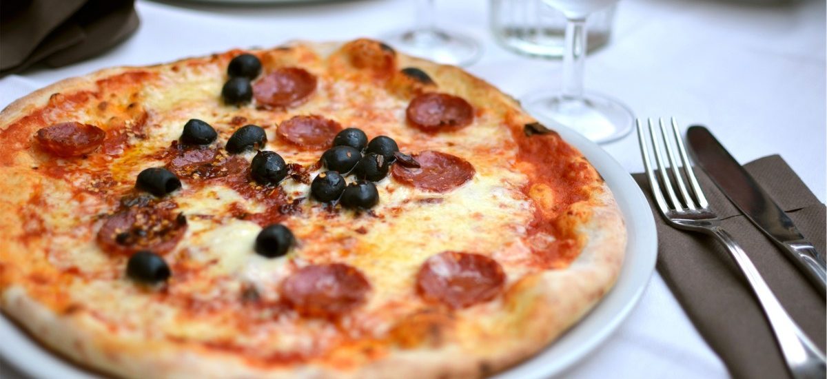 Włosi chcą wprowadzenia licencji na pizzę!