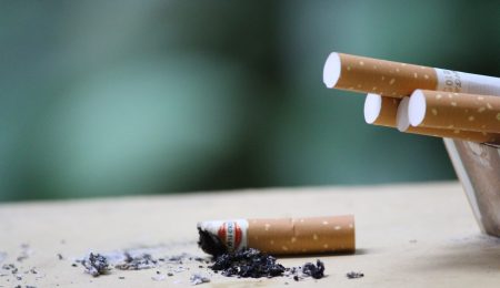 Walia jako pierwsza w Wielkiej Brytanii zakaże palenia na świeżym powietrzu!