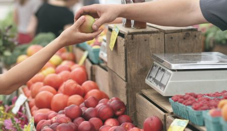 Za jedzenie będziemy płacić wyłącznie więcej – NBP straszy nowym raportem o inflacji