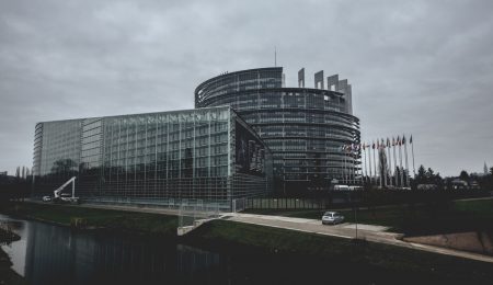 Między innymi dzięki Polsce, ocena praworządności w Unii Europejskiej zostanie zreformowana (nie ma z czego być dumnym)
