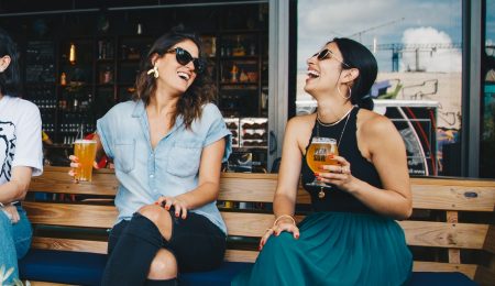 Czy można pić piwo bezalkoholowe w miejscu publicznym?