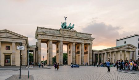 Berlin nacjonalizuje niemal 700 mieszkań przy… alei Karola Marksa
