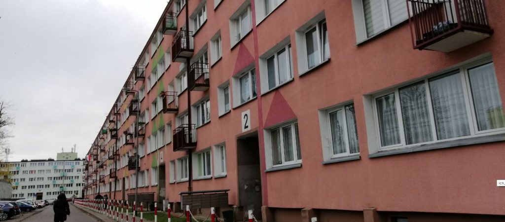 W Polsce buduje się „rekordowo” dużo mieszkań. Ale wciąż znacznie mniej niż za Gierka