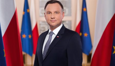 Zgodnie z wynikami exit poll Andrzej Duda został ponownie prezydentem