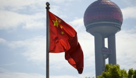 Chiny testują AI służące do inwigilacji na bezprecedensową skalę na Ujgurach