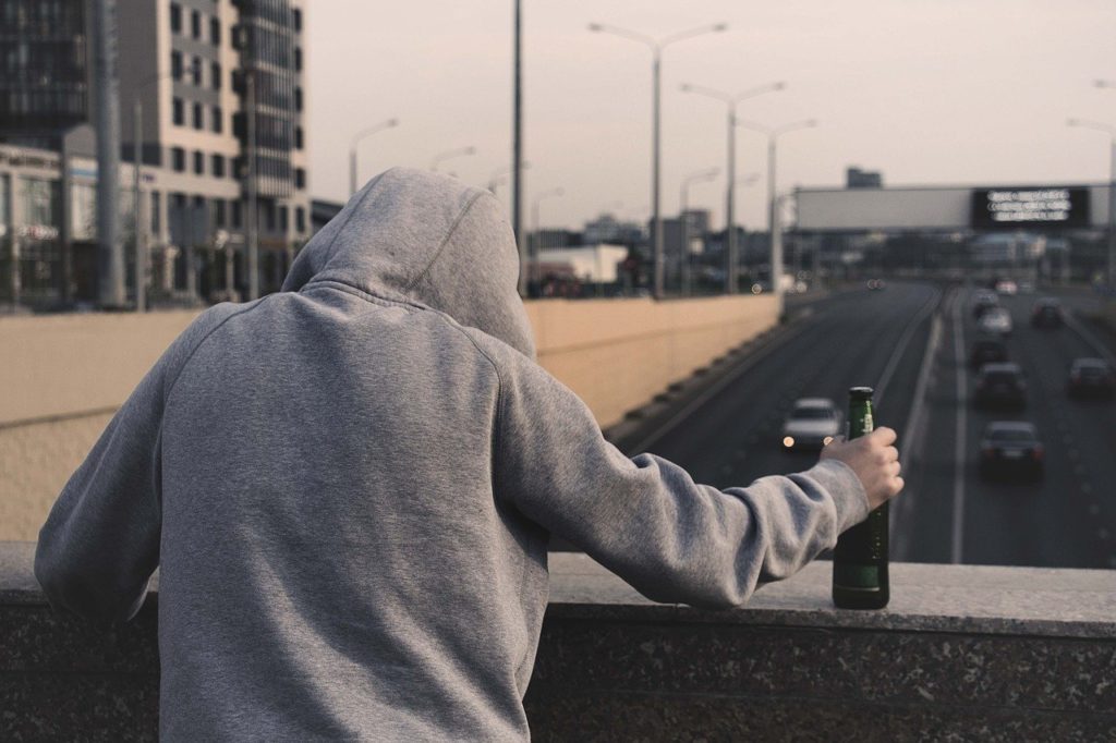 „Pijani kierowcy powinni być traktowani jak pijani piesi” (a tymi się nikt nie przejmuje)