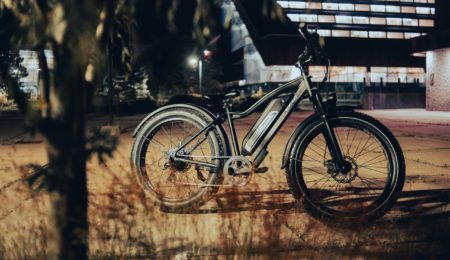 Pierwsze miasto w Polsce wprowadziło dopłaty do zakupu roweru elektrycznego. Można otrzymać nawet 2500 zł