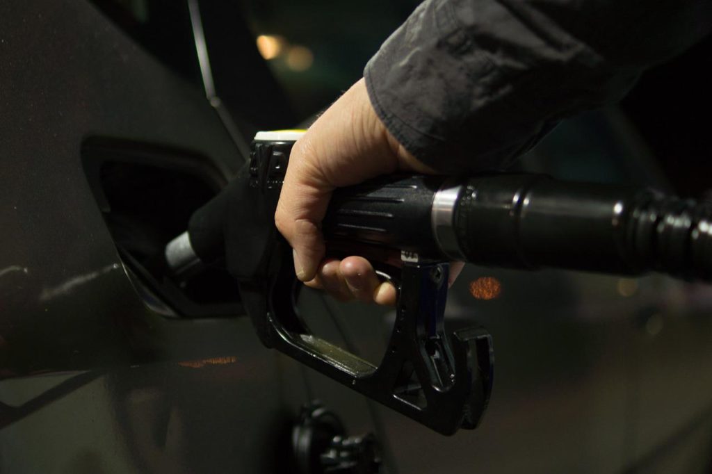 Odliczanie 100% VAT od paliwa. Kiedy można pokusić się o tańszą benzynę?