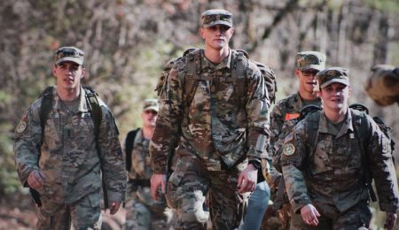 Amerykańska armia zostanie w Polsce na stałe, żeby pilnować Putina