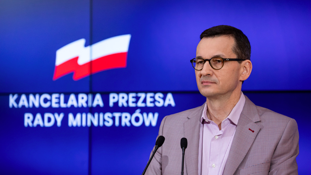 Odmrażanie gospodarki. Rząd po majówce otwiera galerie, hotele i żłobki