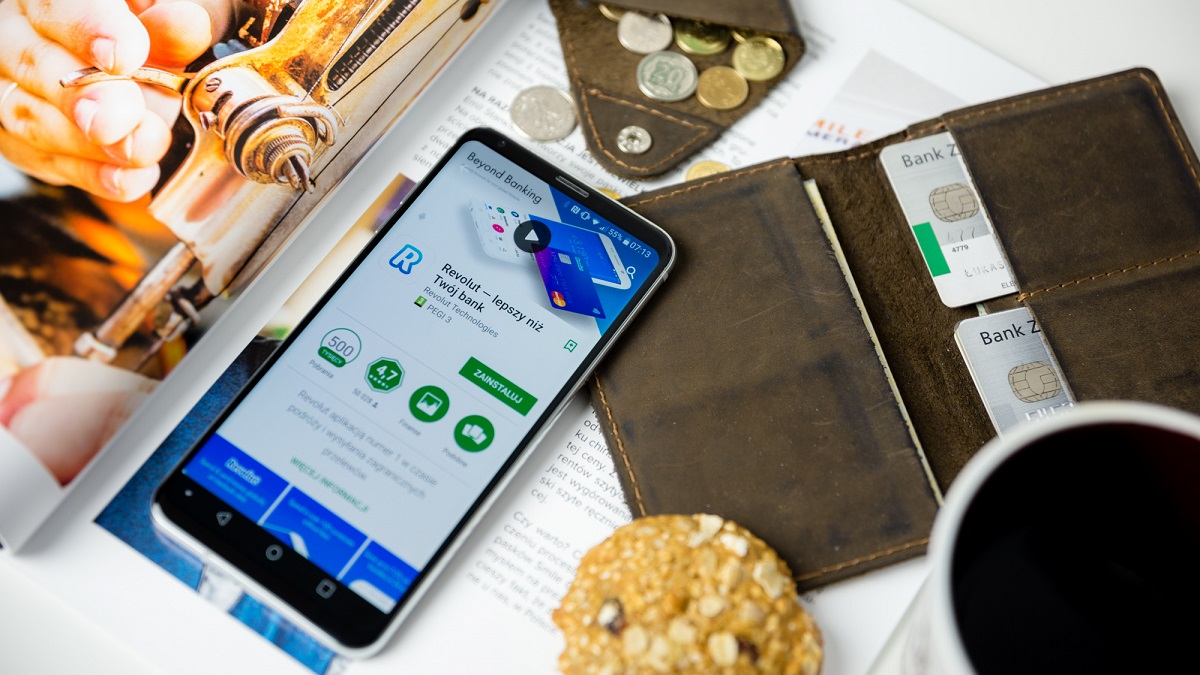 Revolut zebrał już w Polsce okrągły milion użytkowników. Wystarczyły dwa lata