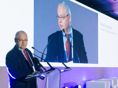 Osłabienie zotego. Biedronka wścieknie się na NBP, straciła setki miliony euro