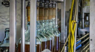 Akcyza na alkohol. Rząd wprowadza preferencje dla małych producentów
