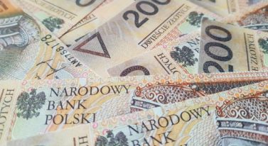 Kredyty tanieją, a RPP jeszcze nic nie zrobiła. Polacy już zareagowali