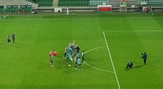 Piłkarze jak górnicy - będą dotowani z budżetu. Rząd tłumaczy, że kluby słabo grają i mało zarabiają