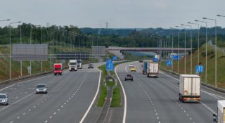 Utrudnienia na drogach. Wakacyjne remonty i trochę świeżego asfaltu