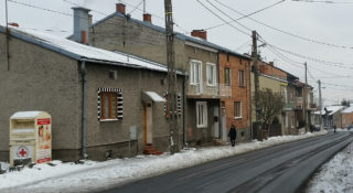Koszty ogrzewania. Kilka milionów Polaków bez szans na rządową pomoc, zapłaci krocie