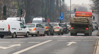 Koszty dojazdu do pracy. Kto może skorzystać z ulgi?