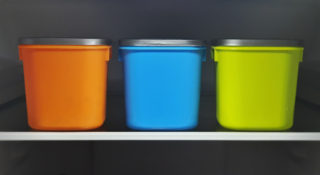 Tupperware chyli się ku upadkowi. Mają pojemniki plastikowe na żywność, ale nie mają pieniędzy