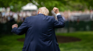 Trump wymiękł. Zmiany w polityce celnej USA