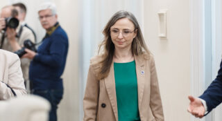 Krótszy tydzień pracy przy tej samej płacy. Pani minister rusza z eksperymentem