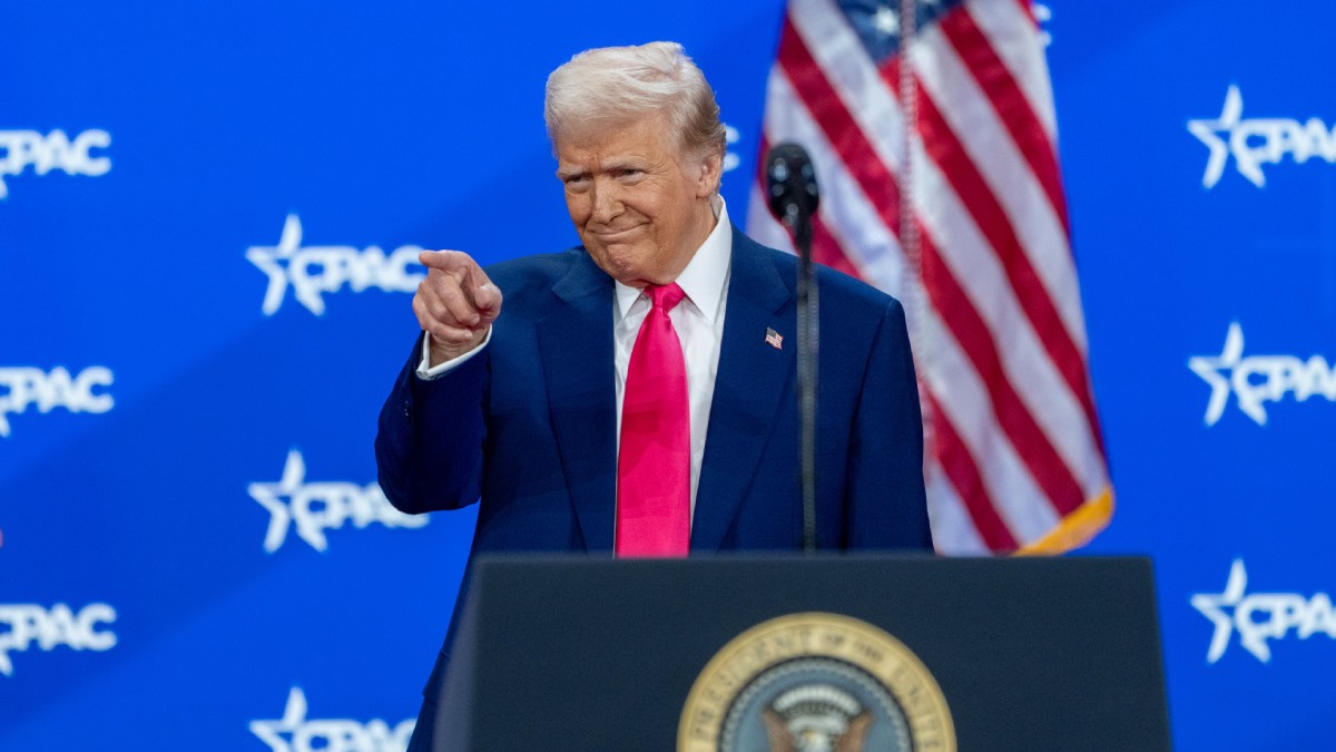 Donald-Trump-wygania-naukowcow-do-Europy