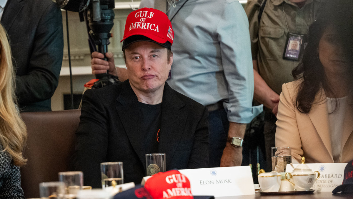 Tesla chce się pozbyć Elona Muska? Spółka wydała oświadczenie