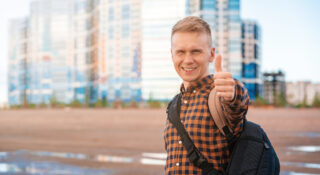 Pokolenie oszczędnych Polaków. Spłacają długi i myślą o przyszłości