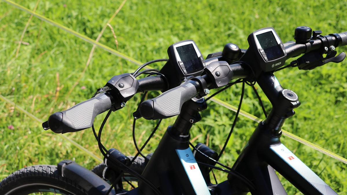 Dopłaty do rowerów elektrycznych już niebawem. Rząd szykuje start programu
