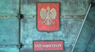 Sąd był bezlitosny. Nie udało się uchronić małoletnich córek przed długami dziadka