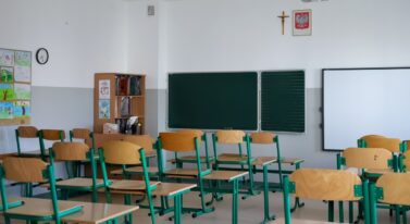 Nauczyciele dostali za duże podwyżki. Teraz mają problem z fiskusem