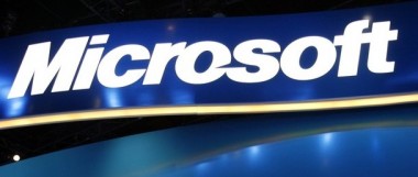 Piec opalany gotówką, czyli cały Microsoft przegrywa z jednym smartfonem