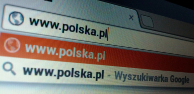Domeny polska.pl i poland.pl to dobro narodowe czy nie?