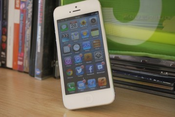 Historia polskich premier iPhone'a