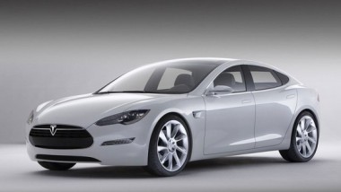 Lepsza od BMW i Mercedesa? To Tesla