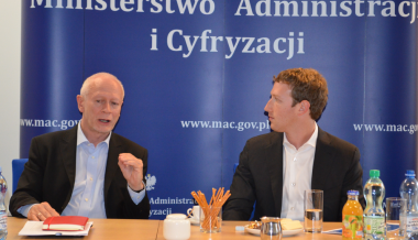 Tańsze e-booki, ochrona danych i koniec roamingu – to priorytety dla Ministerstwa Administracji i Cyfryzacji