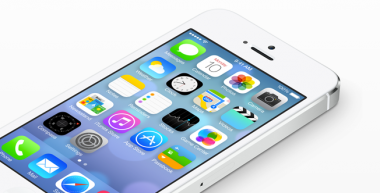 Testujemy iOS 7. Recenzja Spider’s Web część pierwsza: podstawowe elementy systemu