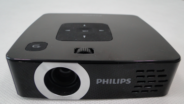 Philips PicoPix 2480 – projektor stworzony na wakacje. Recenzja Spider’s Web