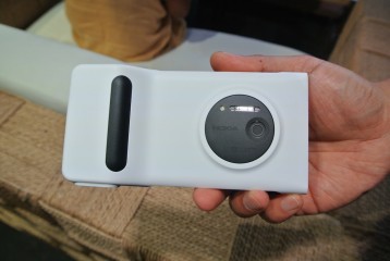 Camera Grip dla Nokii Lumia 1020 – bardzo, bardzo dobry pomysł