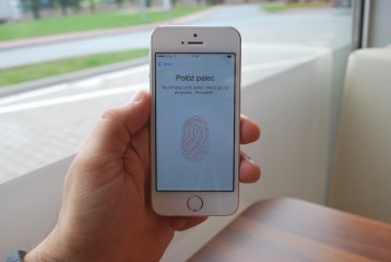 Crackerzy potrzebowali dwa dni żeby złamać TouchID w iPhonie 5s