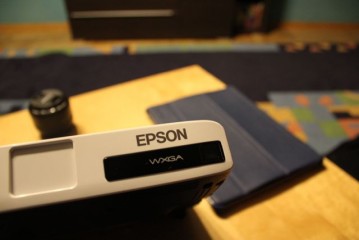 Epson EB-1776W jak ultrabook w świecie projektorów – recenzja Spider’s Web