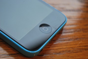 Firefox OS, BB 10, Sailfish OS, Ubuntu i Tizen to póki co wielkie porażki. Czy jest jeszcze miejsce na kolejny system?