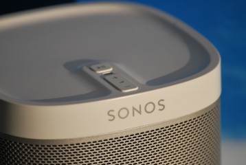 Sonos Play:1 najmniejszy i najtańszy głośnik w rewelacyjnej usłudze naprawdę daje radę – recenzja Spider’s Web