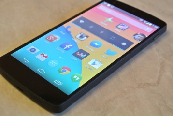 Nexus 5, smartfon idealnie nijaki – recenzja Spider’s Web