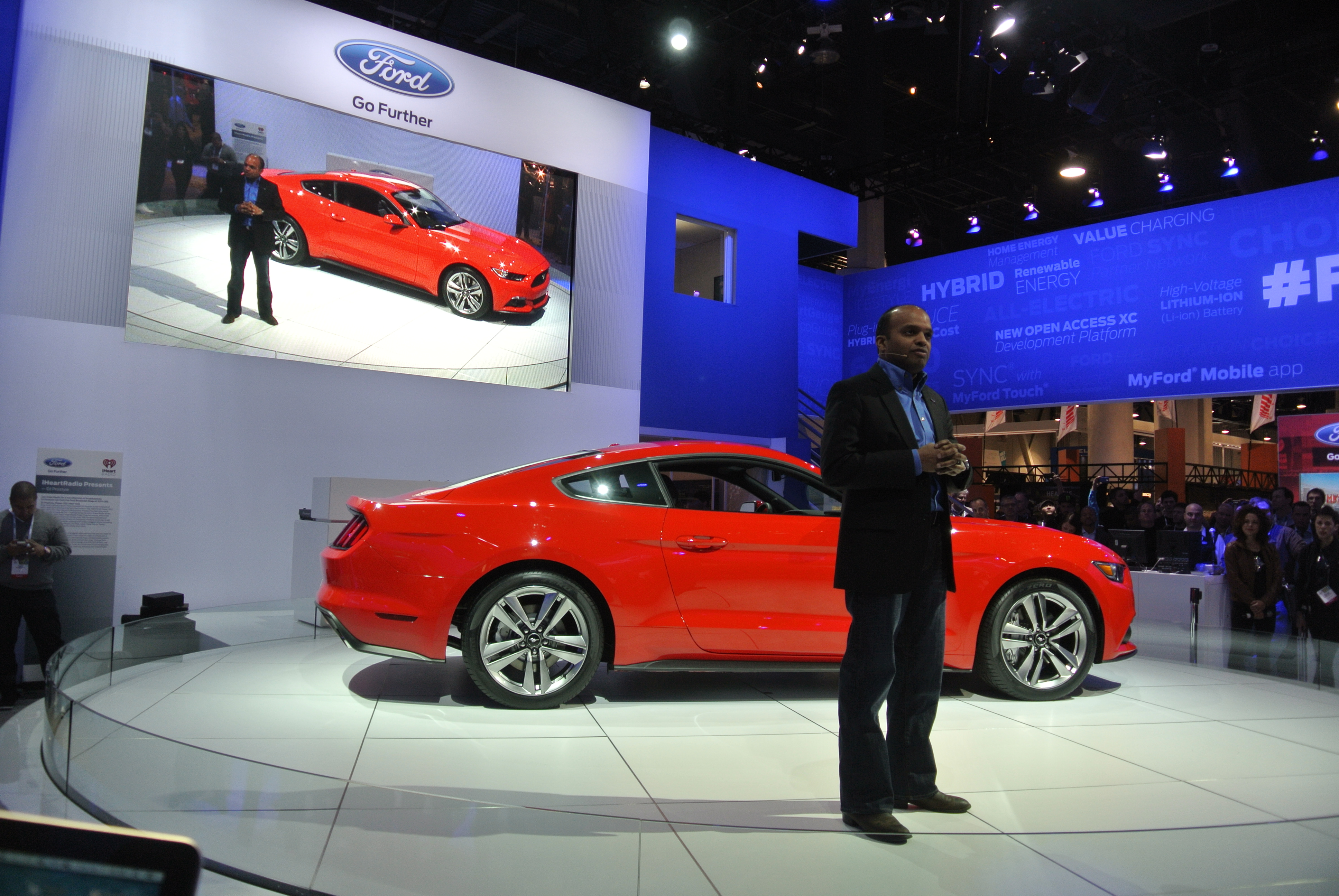 CES 2014 Tak wygląda Ford Mustang 2015 na żywo. Podoba