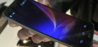 CES 2014: Sprawdzamy krzywy ekran LG G Flex – pierwsze wrażenia Spider’s Web