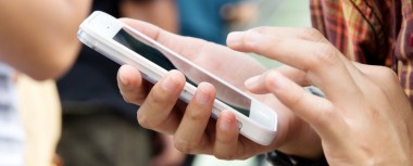 W Polsce cały czas jest mało użytkowników smartfonów, ale są oni coraz bardziej świadomi – takie wnioski można wyciągnąć z raportu Allegro