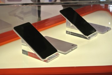 MWC 2014: Sprawdziliśmy stan rozwoju Ubuntu Phone i… nie wierzę już w ten system (wideo)